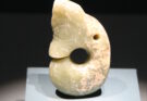 Jade in den Gräbern – Das Ritualzentrum von Niuheliang